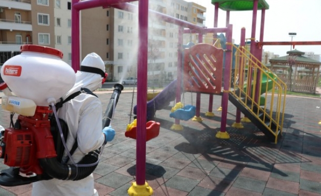 Kent merkezi ve ilçelerde dezenfekte çalışmaları sürüyor