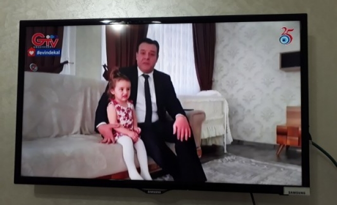 Urfalı sunucudan 'korona' farkındalığı'