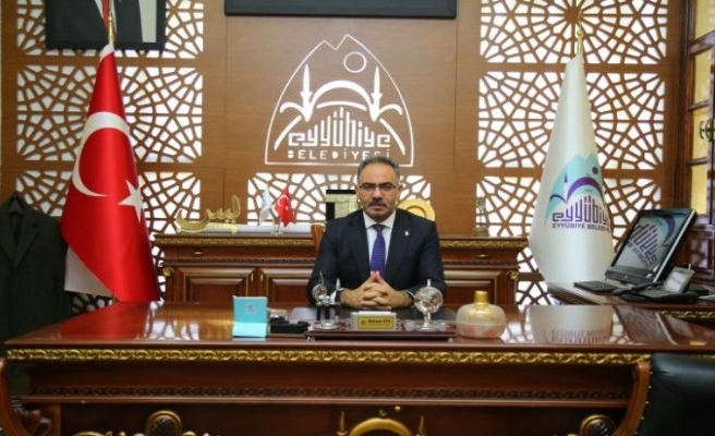 Eyyübiye Belediye Başkanı’ndan destek: Maaşını bağışladı!