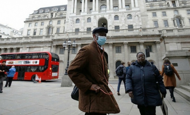 Koronavirüsten 18’lik Genç Hayatını Kaybetti