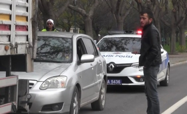 Şanlıurfa'da maddi hasarlı kaza meydana geldi