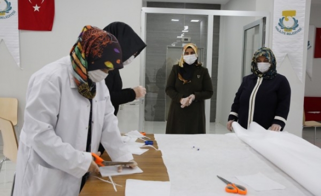 Haliliye'de hedef 400 bin maske üretmek