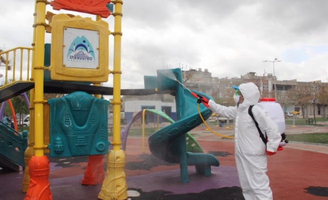 Eyyübiye'de dezenfekte çalışmaları devam ediyor