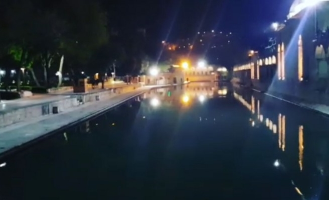 Koronavirüs sonrası Balıklıgöl'ü de sessizlik kapladı