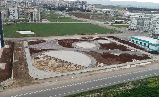 Haliliye'de park ve yeşil alan çalışmaları sürüyor