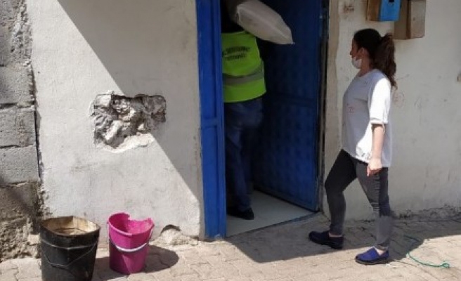 Şanlıurfa Rahmet Derneğinden ihtiyaç sahiplerine destek!