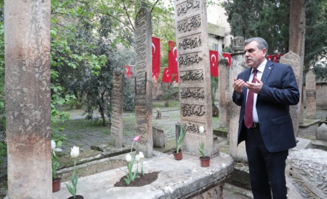 Beyazgül, şehitler için dua etti: Minnetle anıyoruz