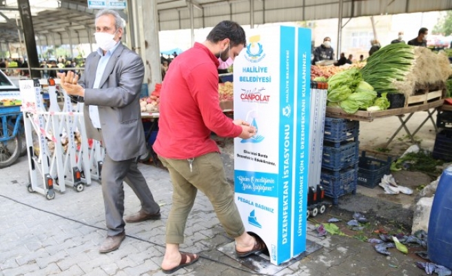 Haliliye ilçesinde koronaya karşı stant kuruldu