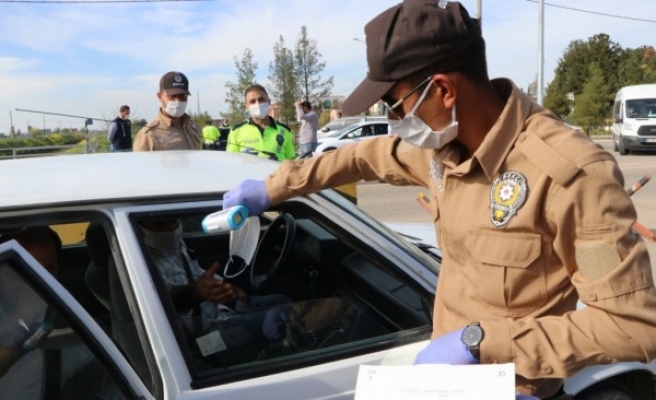 Akçakale ve Harran’da virüsle mücadele sürüyor