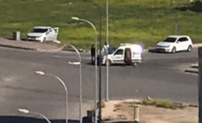 Urfa'da kurallara uymayan araç sürücüsü kaza yaptı