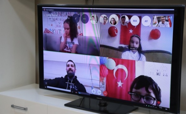 Arda Turan, Şanlıurfalı çocuklarla görüştü