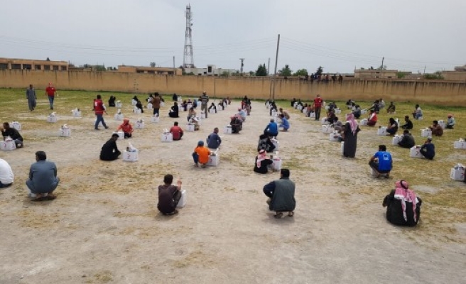 İnsani yardımlara ‘Sosyal Mesafe’ düzeni