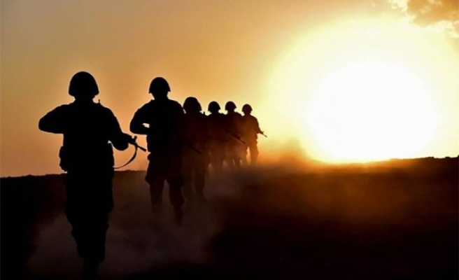 Sınır ötesinde haraketli dakikalar! Açıklama geldi