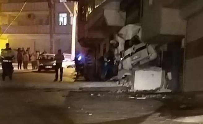 Urfa'da freni boşalan kamyon paniğe neden oldu