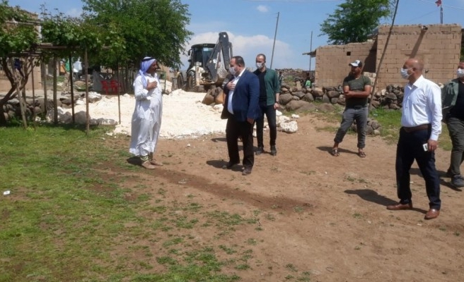 Viranşehir’de stabilize yol çalışması devam ediyor