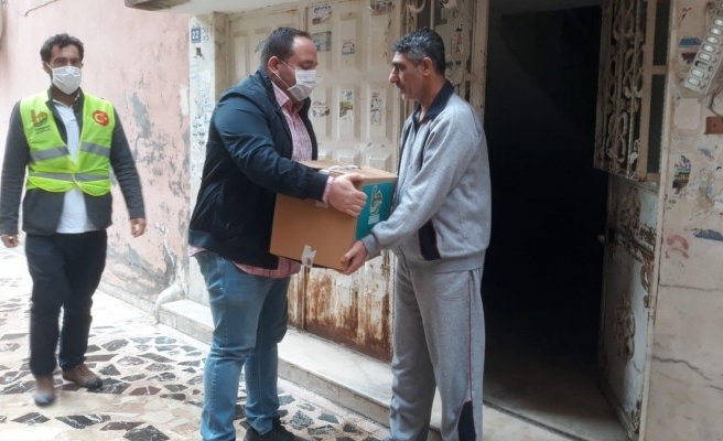 Urfa'dan anlamlı destek: Belediye başkanı dağıttı