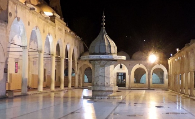 Balıklıgöl sessiz görüntüsüyle de büyülüyor