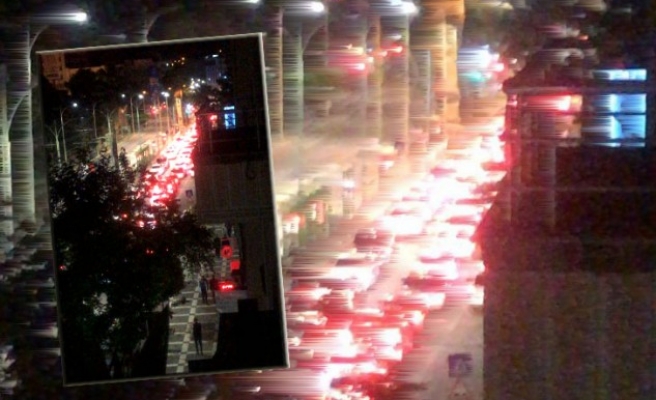 Yasak bitti, Urfalılar kendini sokağa attı!