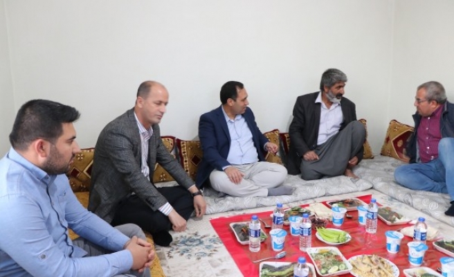 Urfa'da tüm şehit aileleri ziyaret ediliyor