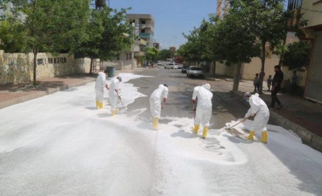 Eyyübiye’de salgına karşı dezenfekte çalışmaları sürüyor