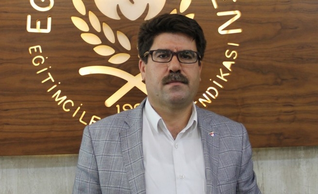 Coşkun, anneler günü için mesaj yayımladı