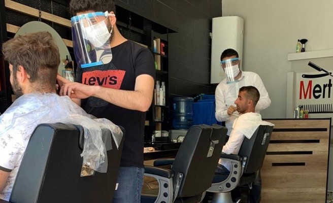Şanlıurfa'da da berberler hizmet vermeye başladı