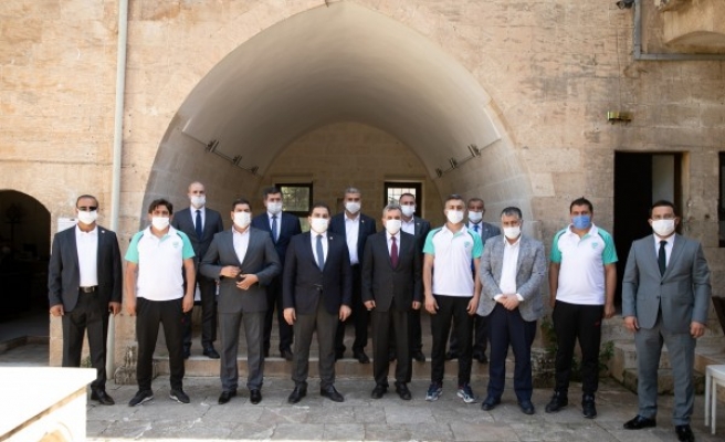 Haliliye Belediyespor’a tebrikler gelmeye devam ediyor