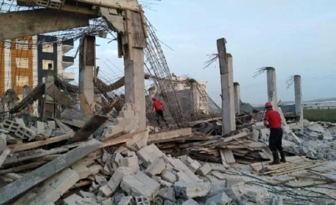 Urfa'daki inşaatta çökme: 2 işçi yaralandı