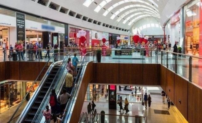 Bilim Kurulu Üyesi Azap: AVM’lere Gitmem