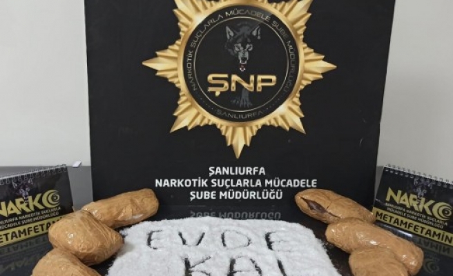 Urfa'da yolcu minibüsünde uyuşturucu çıktı