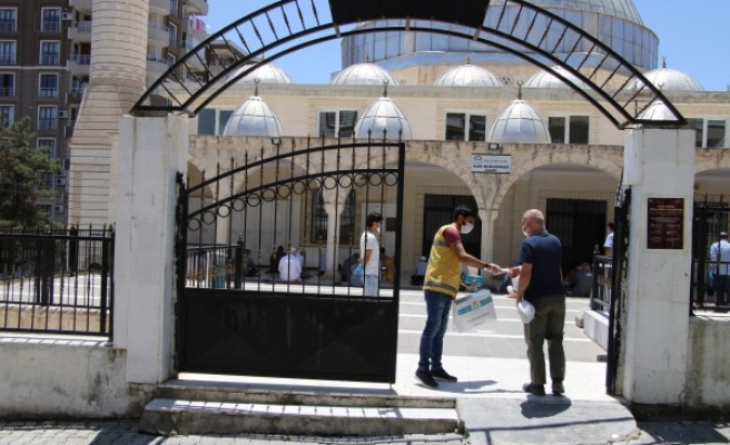 Haliliye’de ‘Cuma’ seferberliği: Dezenfekte edildi