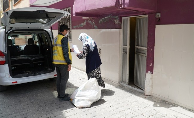 Haliliye’de yardımlar devam ediyor