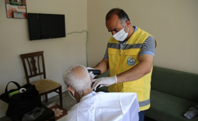 Urfa’da evde bakım hizmetleri devam ediyor