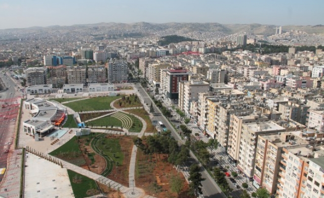 Bir zamanların göç alan kenti Urfa şimdi tersi bir durum yaşıyor