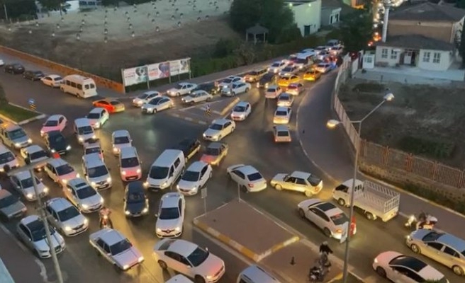 Çevik Kuvvet kapandı, vatandaş isyan etti