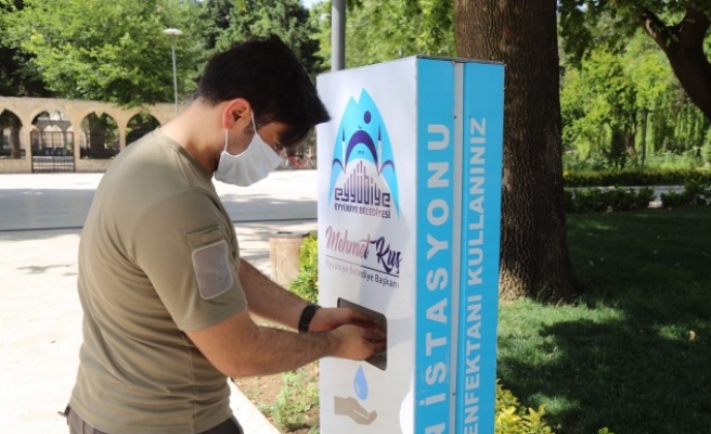 Eyyübiye‘de dezenfekte istasyonları arttırılıyor