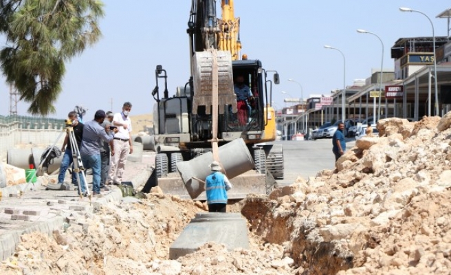 Yeni Oto Galericiler Sitesinde altyapı çalışmaları sürüyor