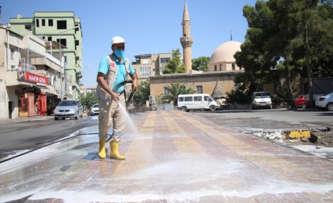 Haliliye'de sokak sokak temizlik çalışması...
