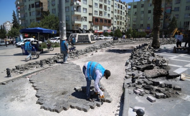 Haliliye’de parke döşeme çalışmaları sürüyor