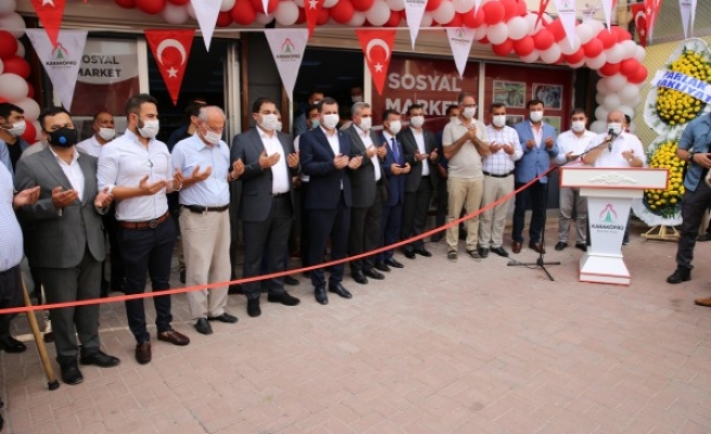 Karaköprü'de sosyal market açıldı