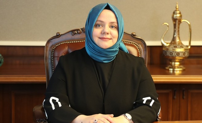 Bakan Selçuk'tan yardım açıklaması