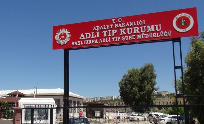 Urfa’da 17 yaşındaki kız bornoz ipleriyle intihar etti