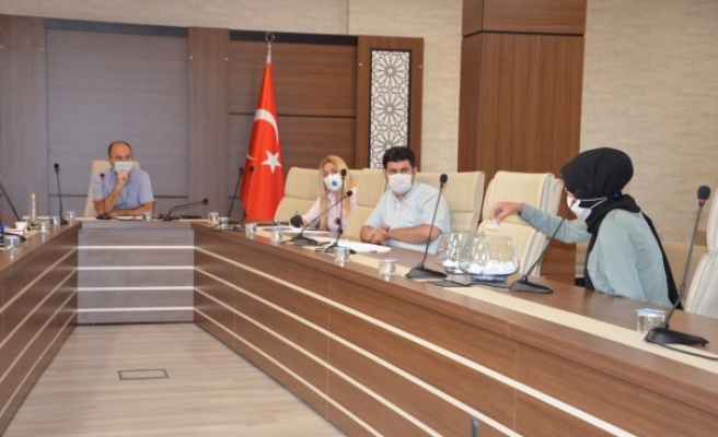 Harran Üniversitesinde 'eczacı' alımı için 44 kişi sınavdan geçti!