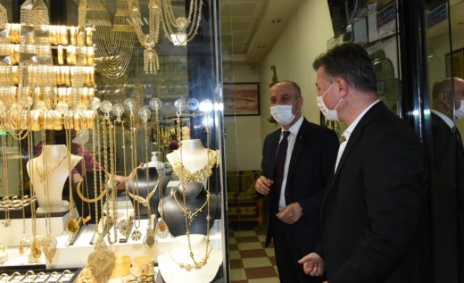 Vali Erin çarşı esnafını gezdi, tedbirleri denetledi