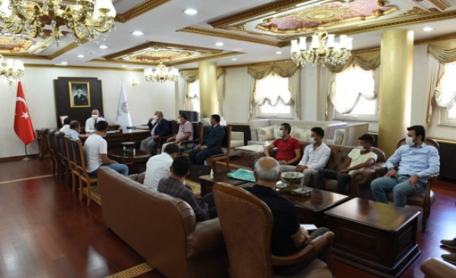 Vali Erin vatandaşların sorunlarını dinledi