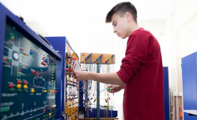Bakanlık’tan müjde: Mesleki eğitimde lise diploması imkanı