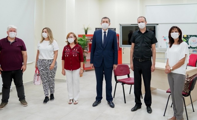 Öğretmenler okula dönüyor! İlk ders belli oldu