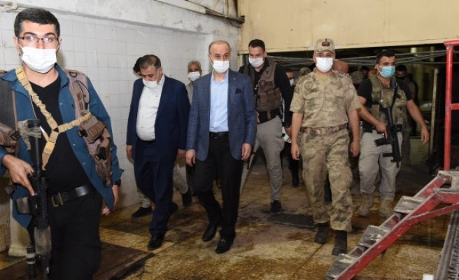 Vali Erin, sınırın öte tarafında inceleme yaptı