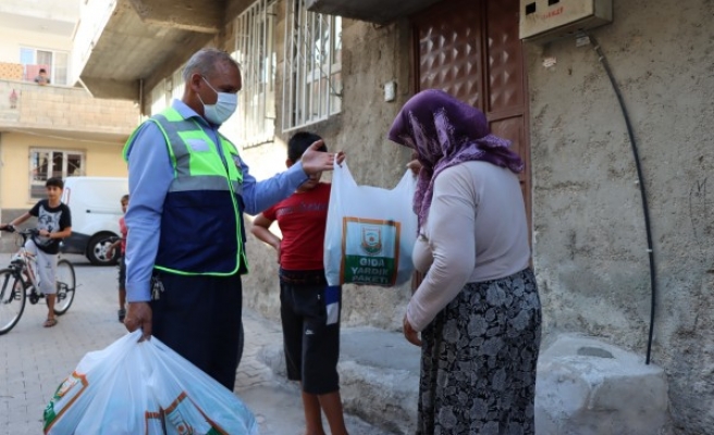 Büyukşehir, topladığı isotları vatandaşa dağıttı