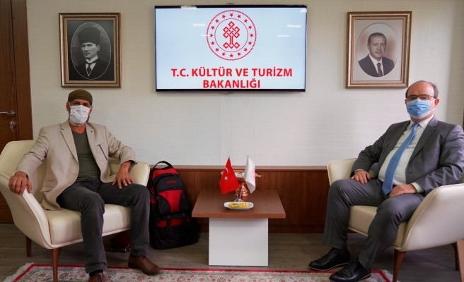 Urfa’da duvar ören heykeltıraş için bakanlık harekete geçti!